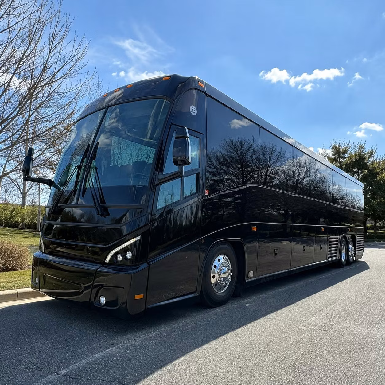 construction site and industrial workforce shuttles in the pittsburgh region